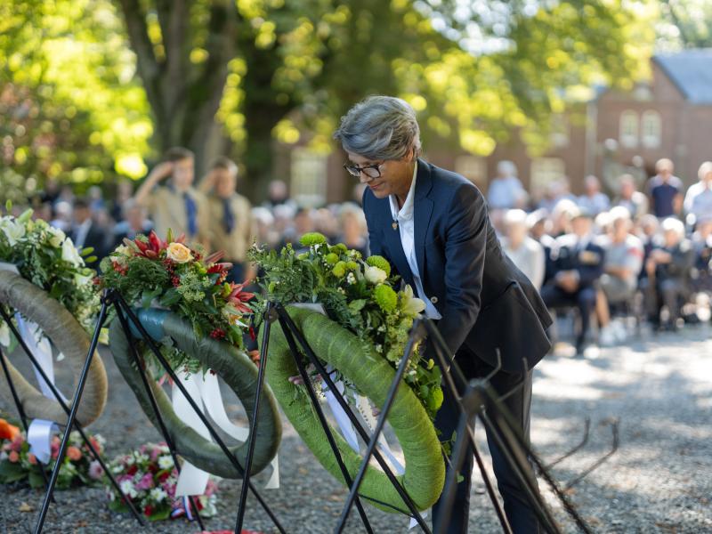 ../public/images/images/fotos/2023/Op Vleugels Der Vrijheid - 24 sept 2023 - 158.jpg